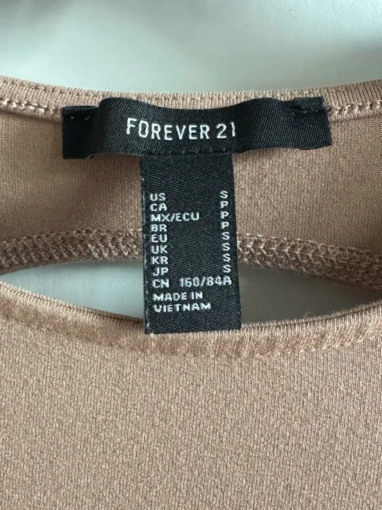 Forever 21 lace up back shirt - Picture 3 of 3